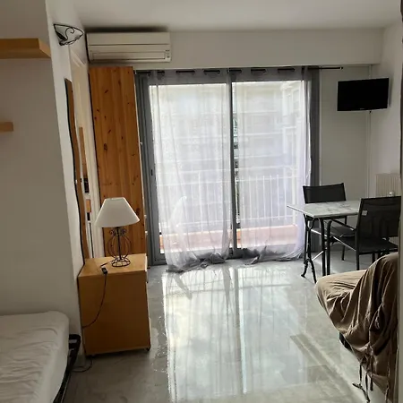 Center - Close To Beaches * Antibes